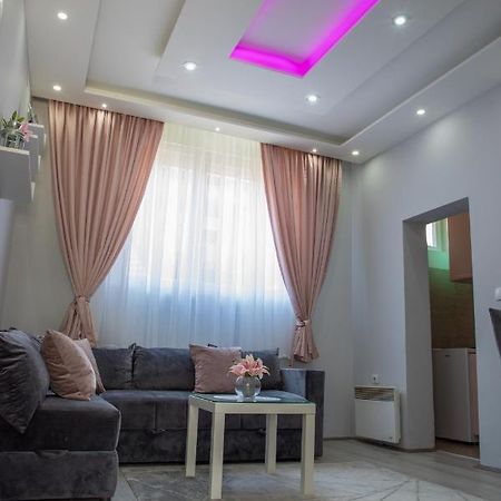 Dis Apartman 1 Kruševac エクステリア 写真